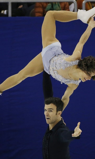 Canadians take big lead in pairs at figure skating worlds